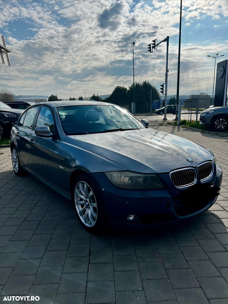 BMW Seria 3 320d - 4