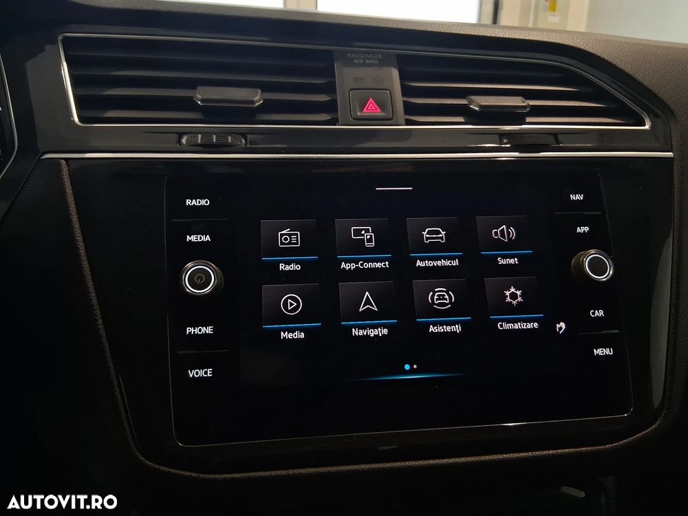 Volkswagen Tiguan 2.0 TDI SCR DSG 4Motion R-Line - 24