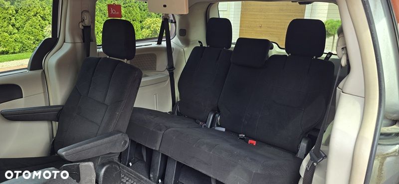 Chrysler Town & Country 3.6 Touring - 12