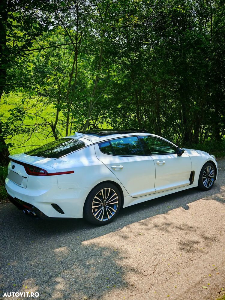 Kia Stinger 2.2 CRDI AWD GT Line - 14