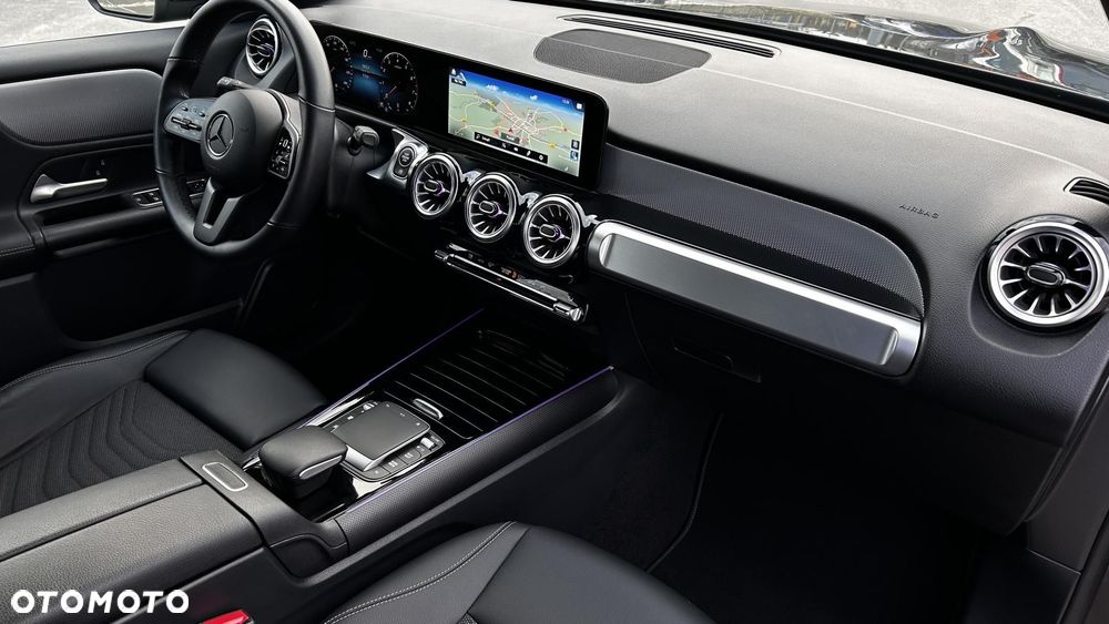 Mercedes-Benz GLB 200 Style 7G-DCT - 27