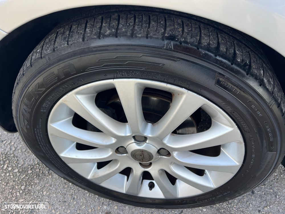 Opel Corsa 1.2 Cosmo 111 - 24