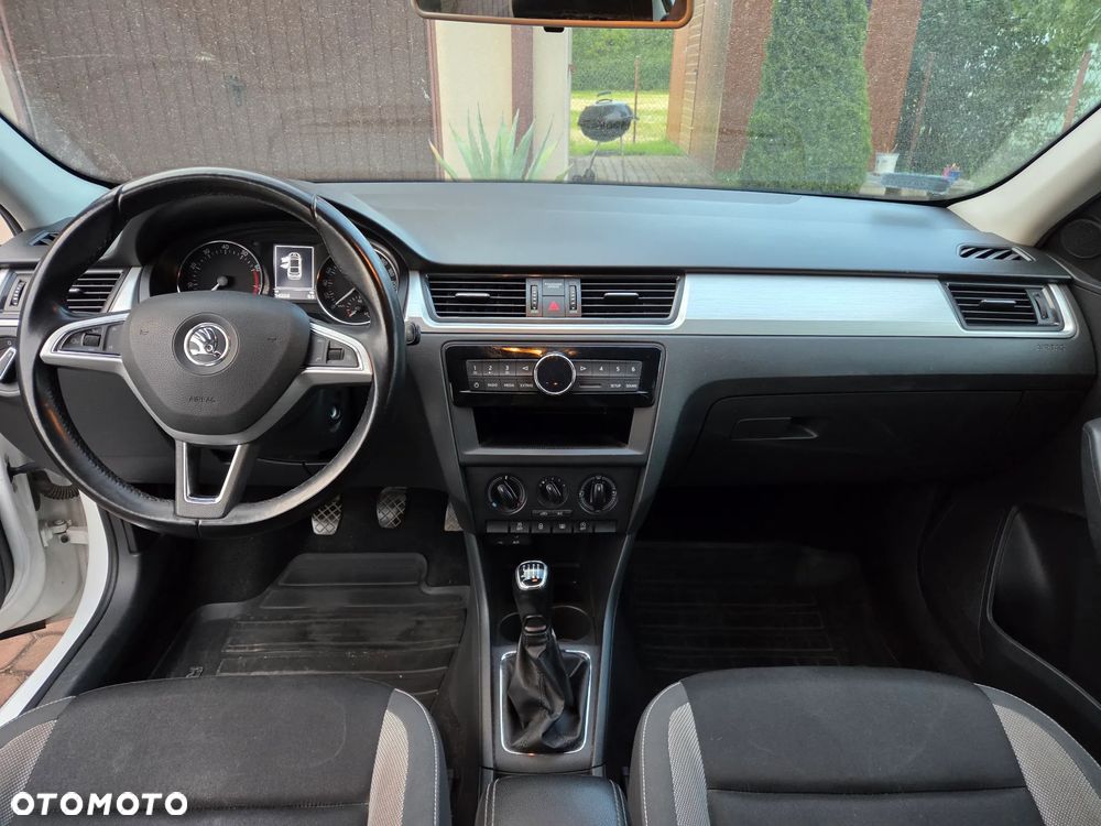 Skoda RAPID 1.2 TSI Ambition - 3