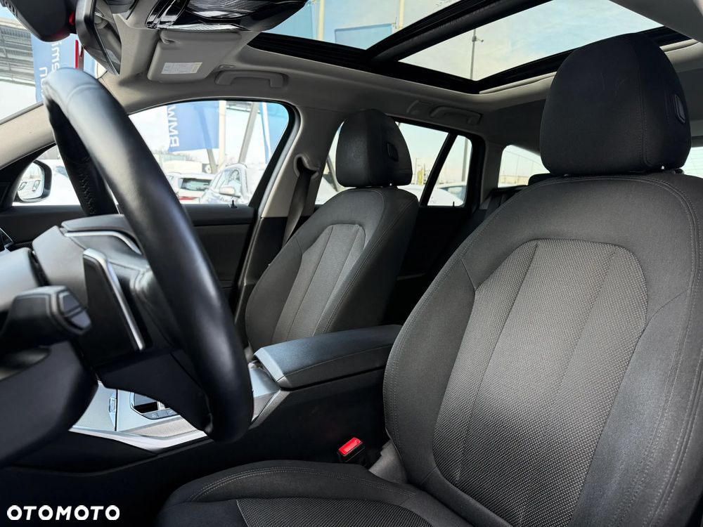 BMW Seria 3 320d Sport Line Shadow - 28