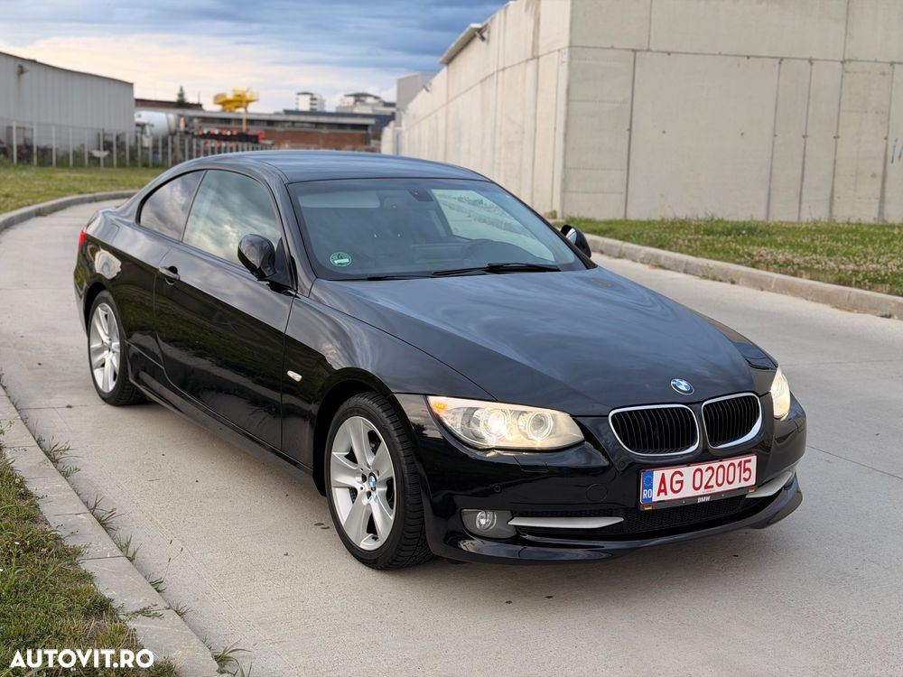 BMW Seria 3 320d M Sport Edition - 15