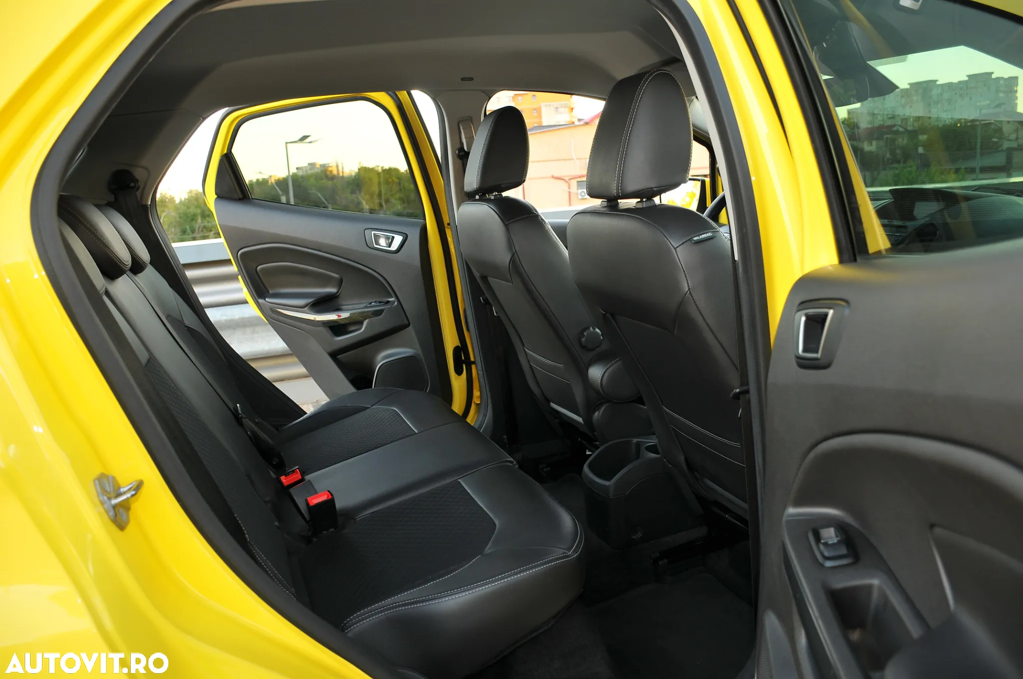Ford EcoSport 1.0 EcoBoost Titanium - 14