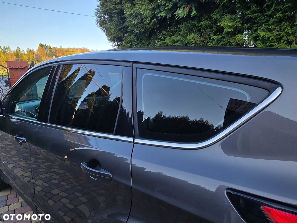 Ford Kuga 2.0 TDCi 4x4 Titanium - 8