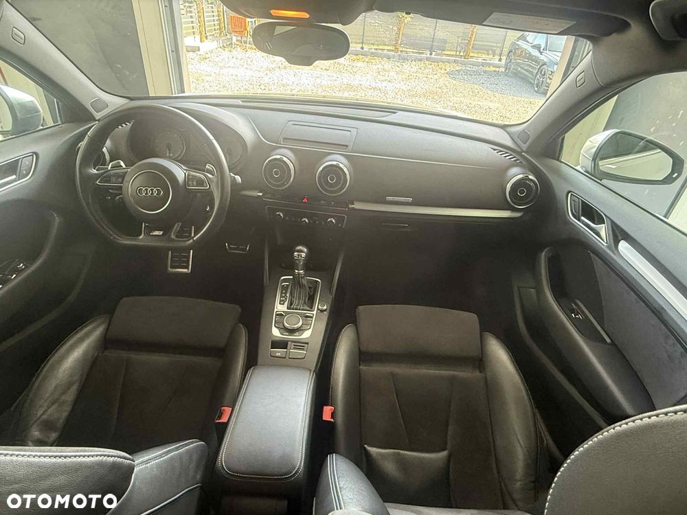 Audi S3 2.0 TFSI Quattro S tronic - 29