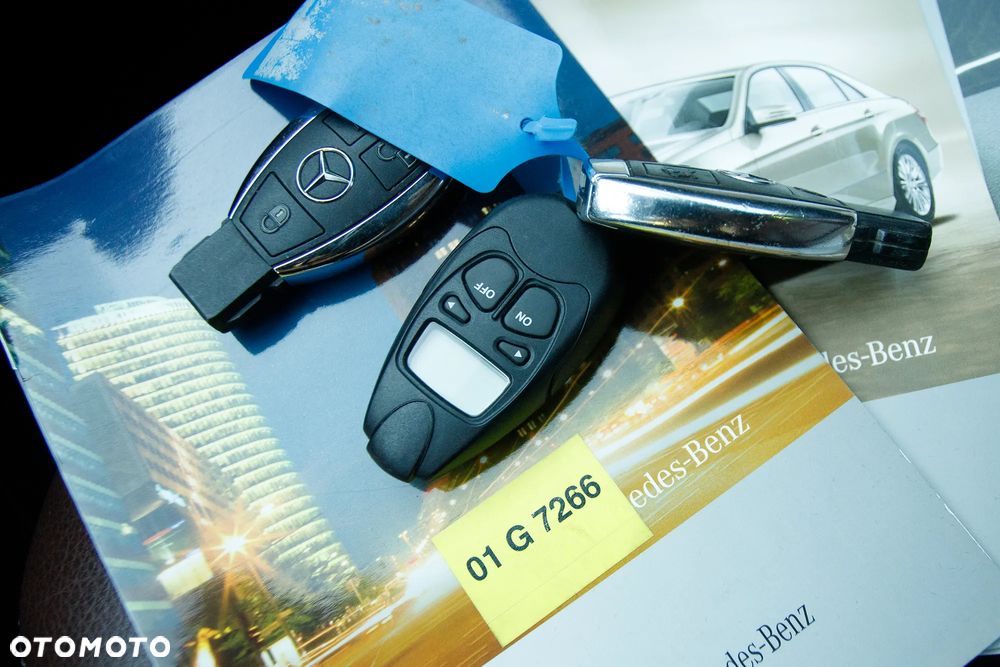 Mercedes-Benz Klasa E 350 CDI BlueEff Avantgarde - 39