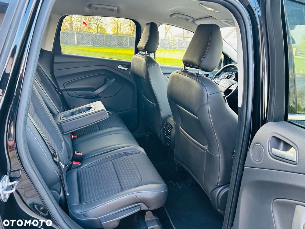 Ford Kuga 2.0 TDCi 4x4 Titanium - 17