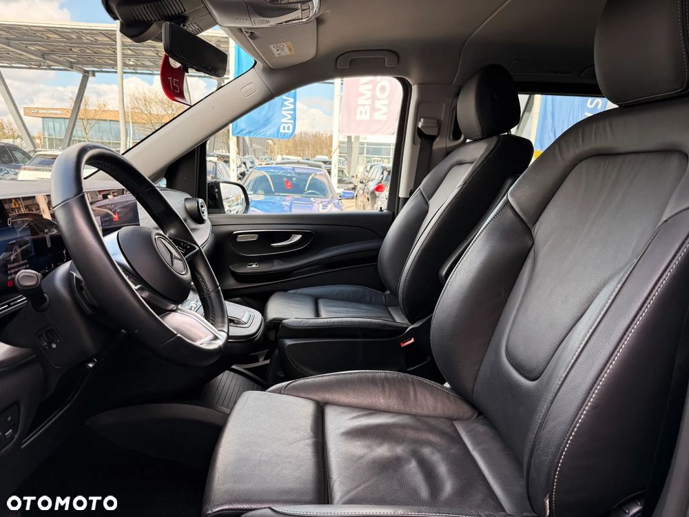 Mercedes-Benz Klasa V 300 d extralang 4Matic 9G-TRONIC Avantgarde - 30