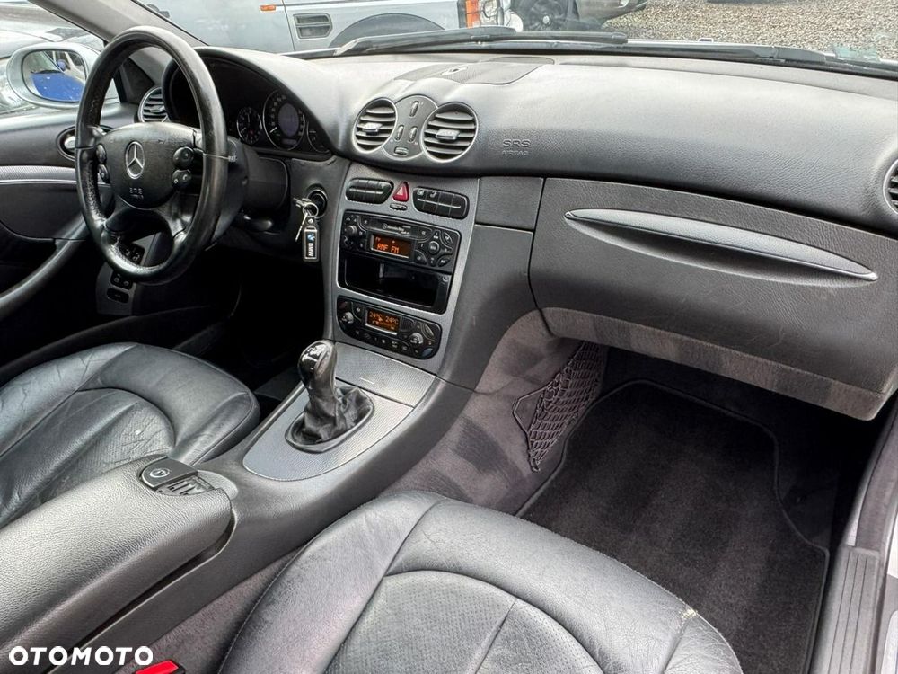 Mercedes-Benz CLK - 9