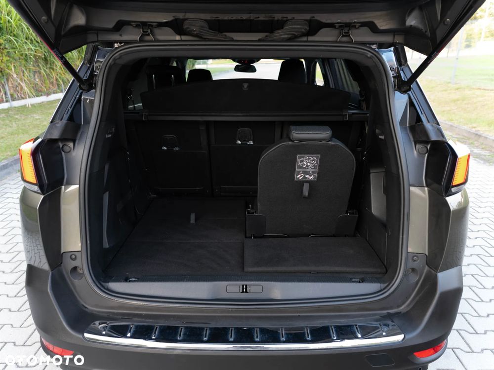 Peugeot 5008 1.6 PureTech GT Line S&S EAT8 - 17