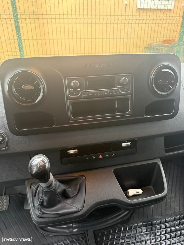 Mercedes-Benz Sprinter 319 CDI - 8