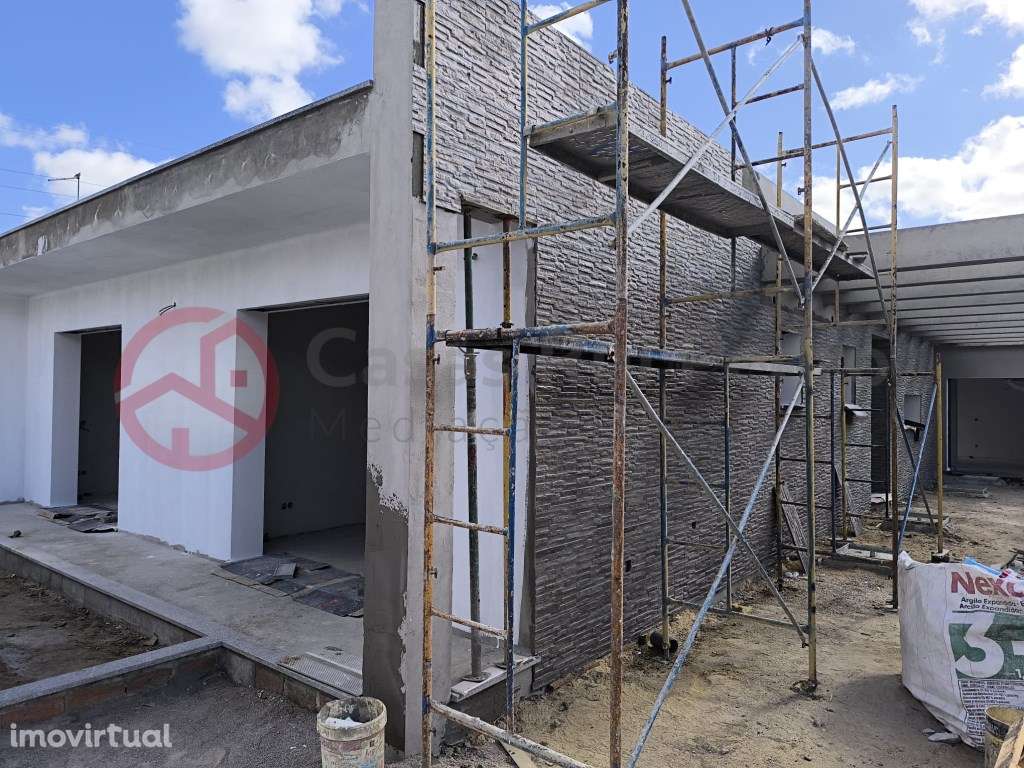 Moradia Térrea T3+1 com Piscina - Grande imagem: 5/31