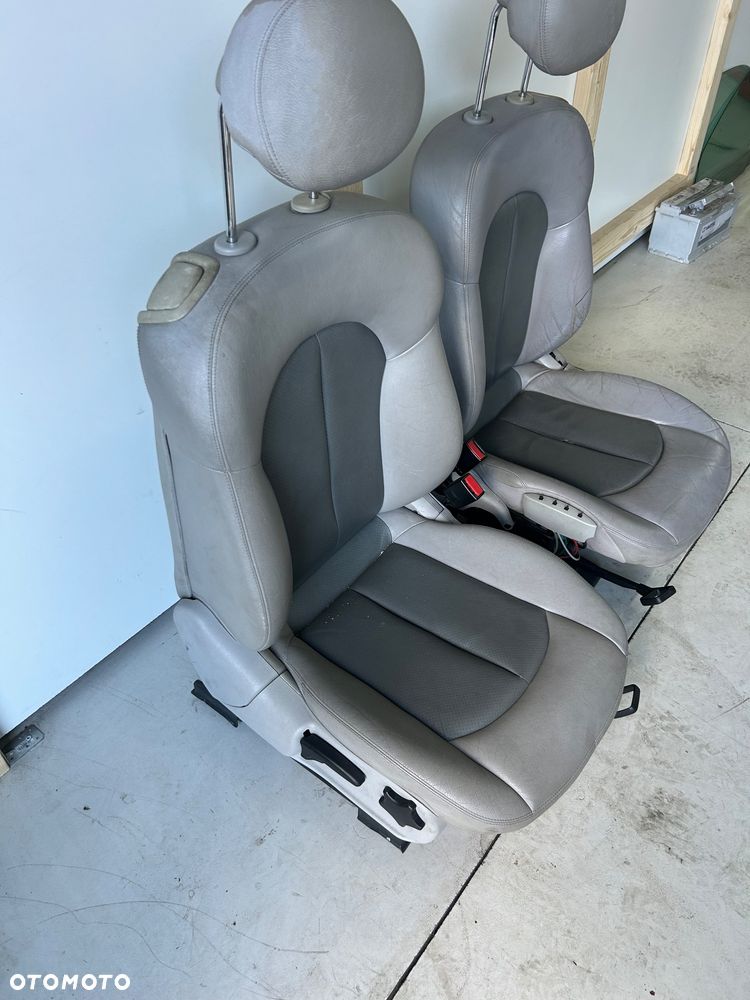 Mercedes CLK 209 coupe  komplet foteli fotele skóra tapicerka  boczki - 17