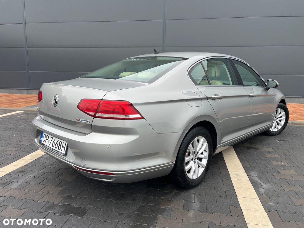 Volkswagen Passat 1.6 TDI BMT Comfortline - 5