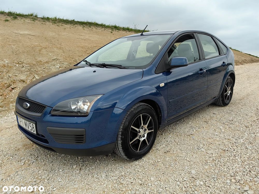 Ford Focus 1.6 Ambiente - 1