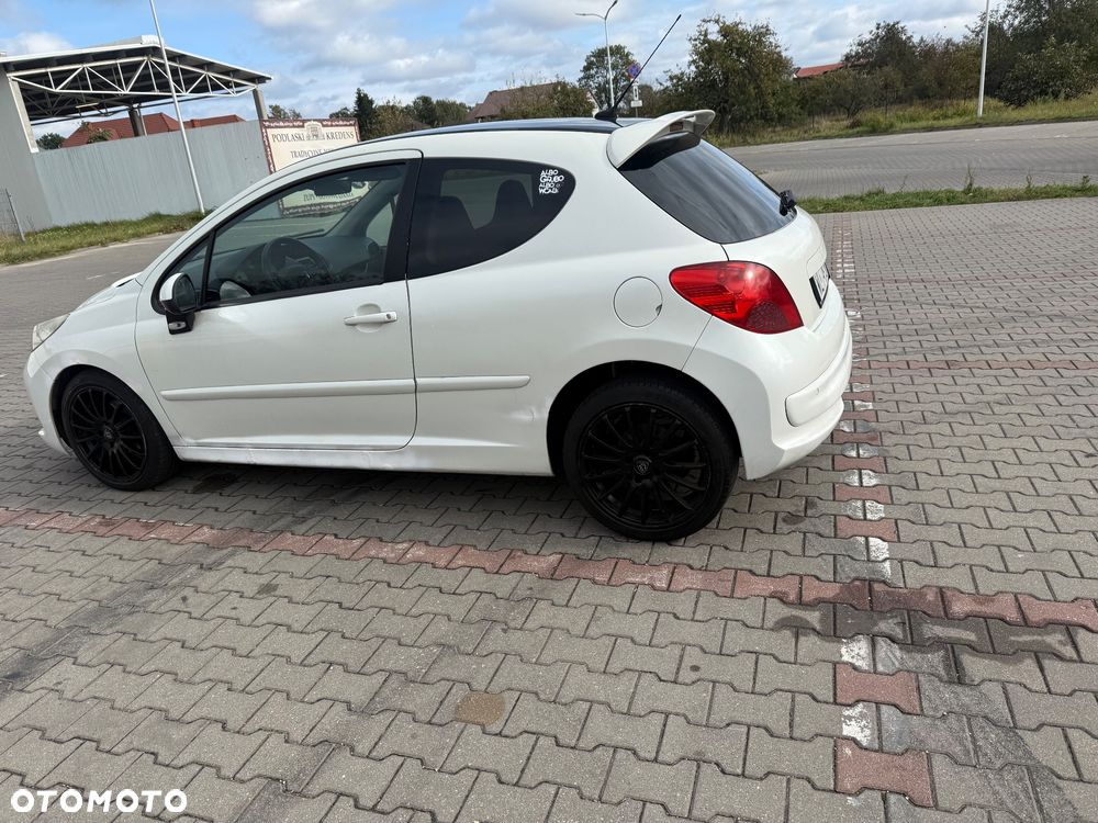 Peugeot 207 1.6 Turbo Sport - 10