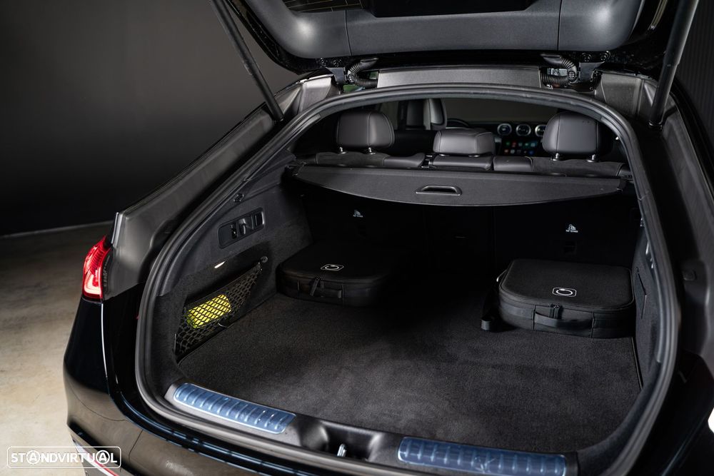 Mercedes-Benz GLC 300 de Coupe 4Matic 9G-TRONIC AMG Line Advanced - 53