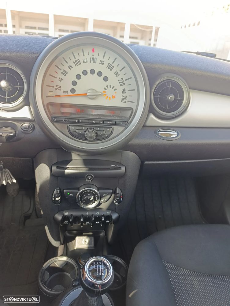 MINI 3 Portas One D - 3