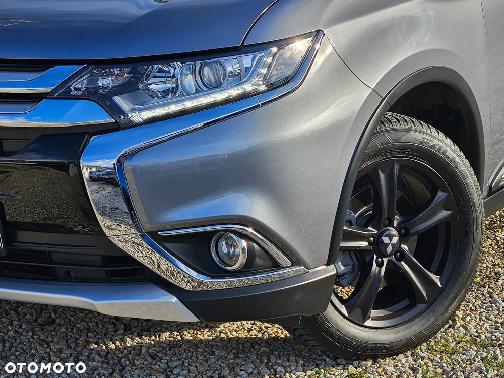 Mitsubishi Outlander 2.0 City Style 2WD - 2
