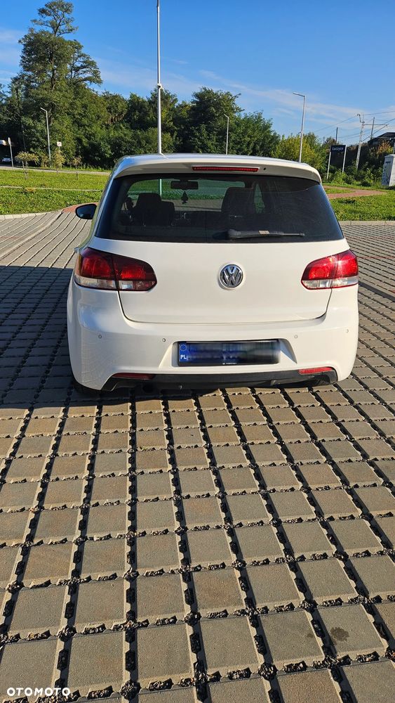 Volkswagen Golf 1.6 TDI Highline - 7