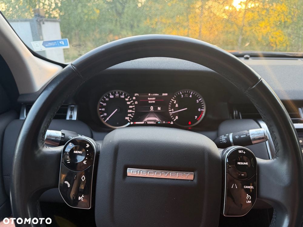 Land Rover Discovery Sport - 8