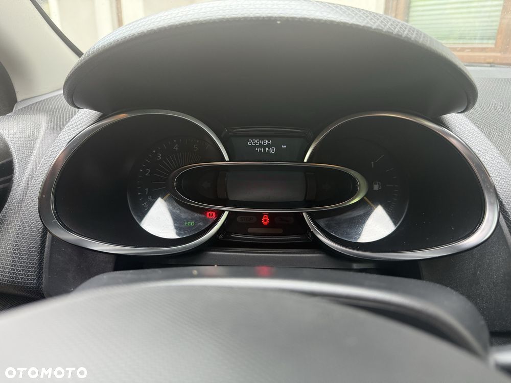 Renault Clio - 8
