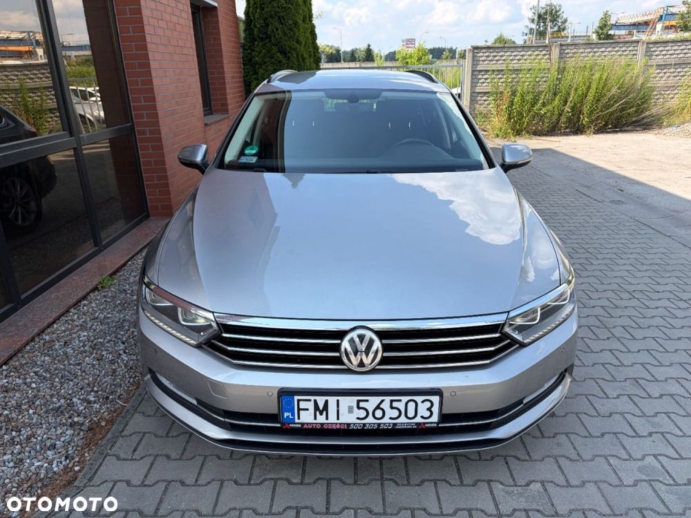 Volkswagen Passat Variant 2.0 TDI SCR DSG BlueMotion Comfortline - 5