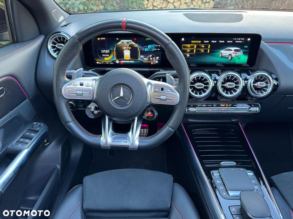 Mercedes-Benz GLA AMG 35 4-Matic - 23