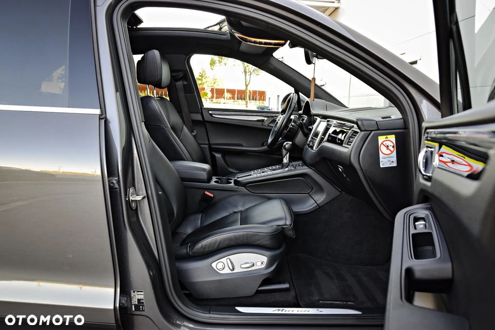Porsche Macan S - 24