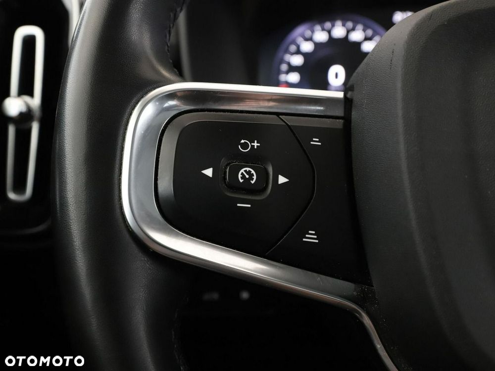 Volvo XC 40 T4 Recharge DKG Ultimate Bright - 34