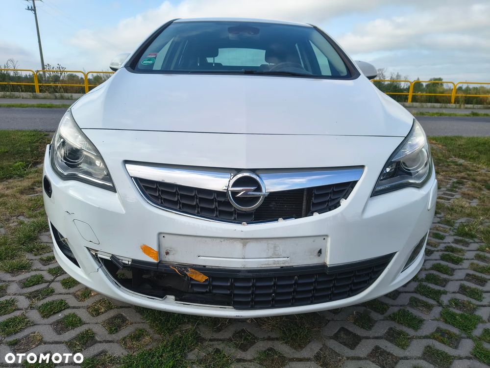 Opel Astra 1.6 Turbo Edition - 10