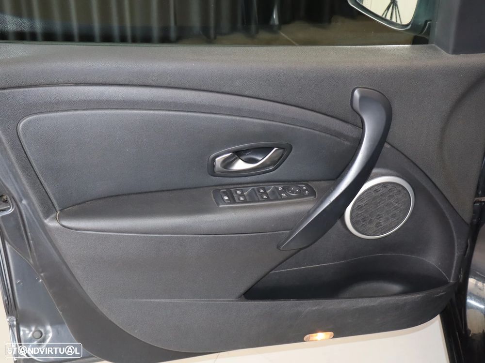 Renault Mégane Sport Tourer 1.5 dCi Dynamique S - 16