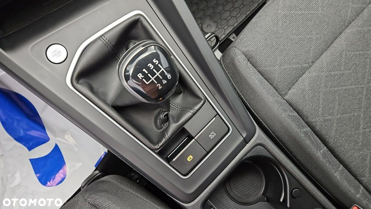 Volkswagen Golf VIII 2.0 TDI Life - 18