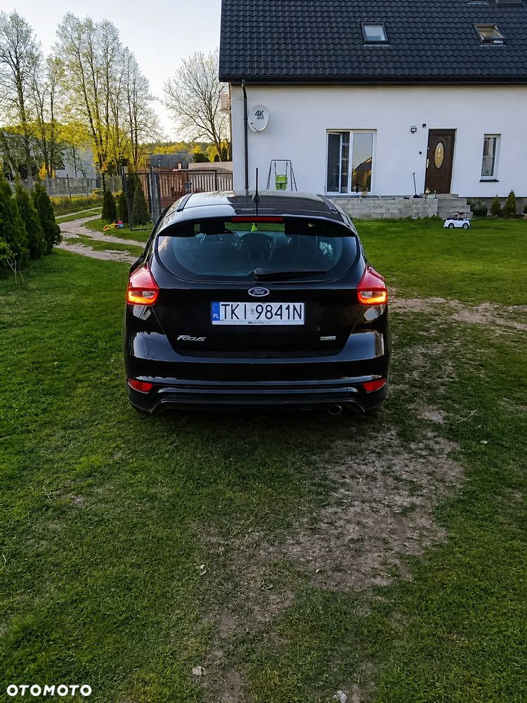 Ford Focus 1.5 EcoBoost ST-Line - 6