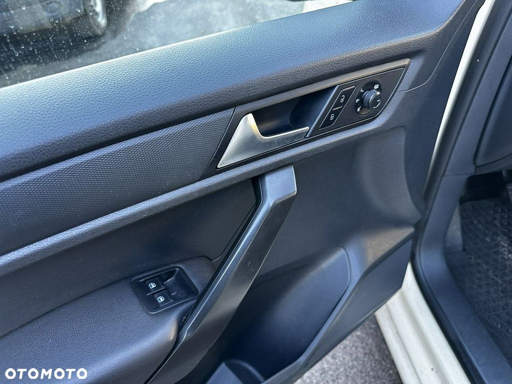 Volkswagen Caddy - 22