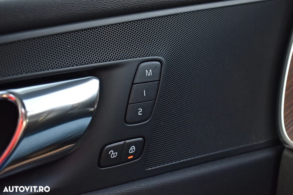 Volvo XC 60 D4 AWD Inscription - 22