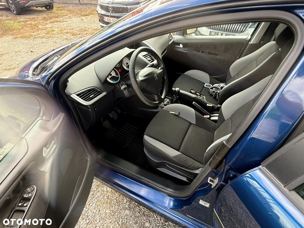 Peugeot 207 75 Urban Move - 6