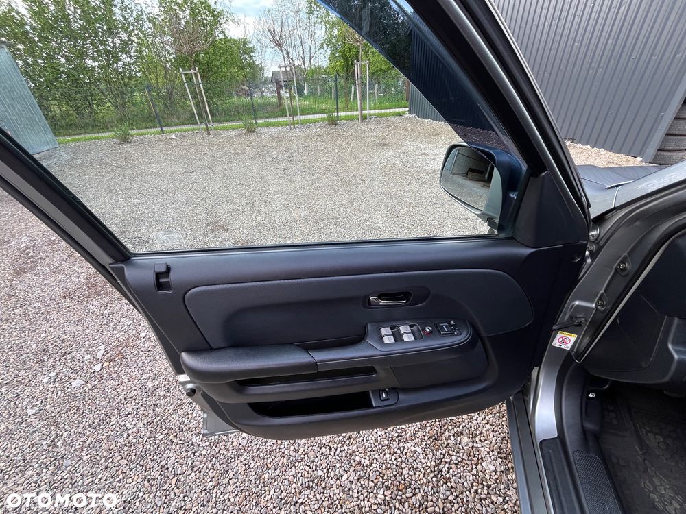 Honda CR-V 2.0i Executive - 37