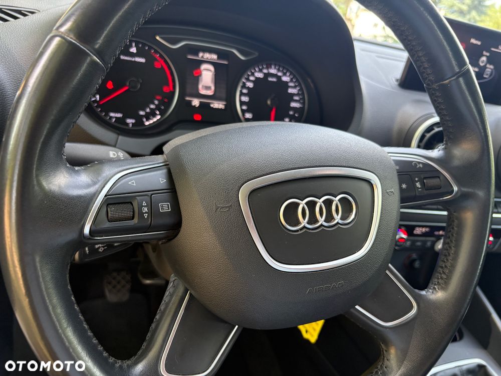 Audi A3 Sportback 1.6 TDI (clean diesel) S line Sportpaket - 18