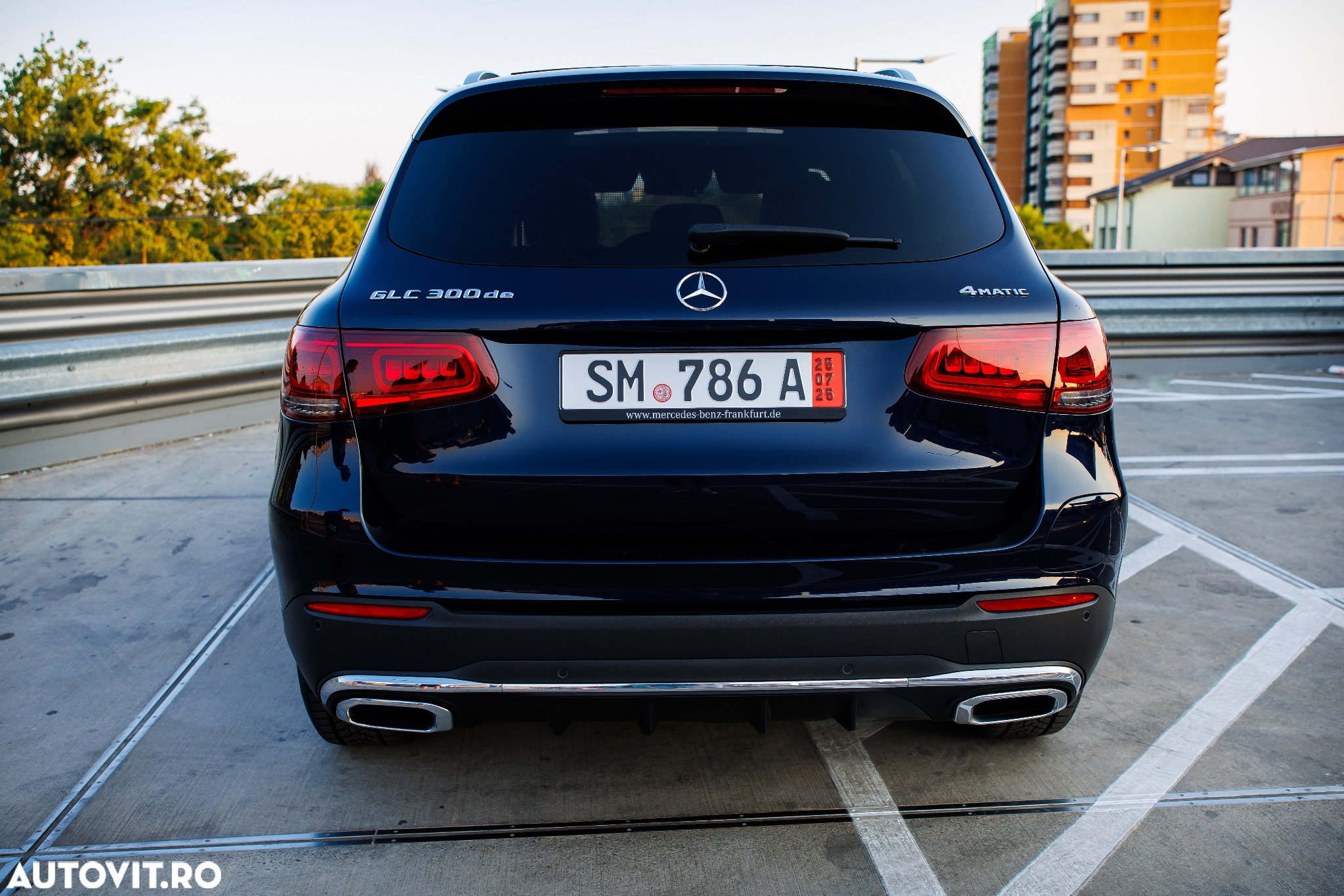Mercedes-Benz GLC 300 de 4Matic 9G-TRONIC AMG Line - 20