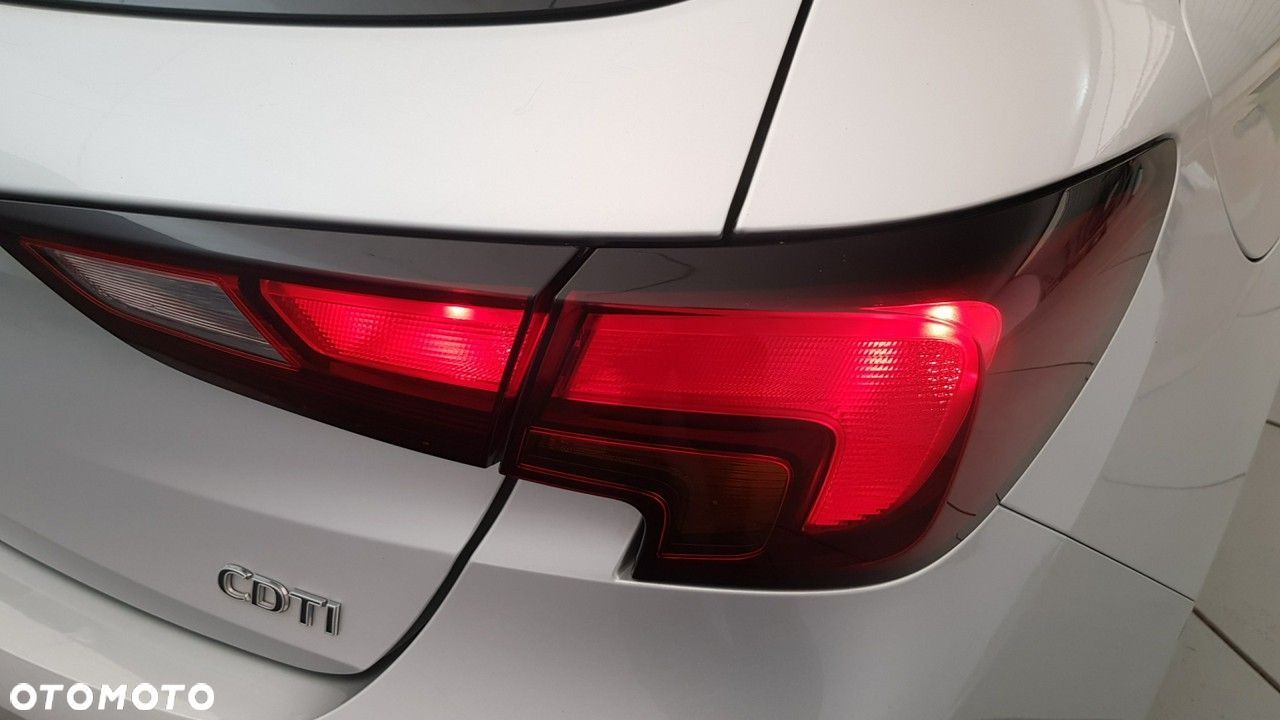 Opel Astra - 16