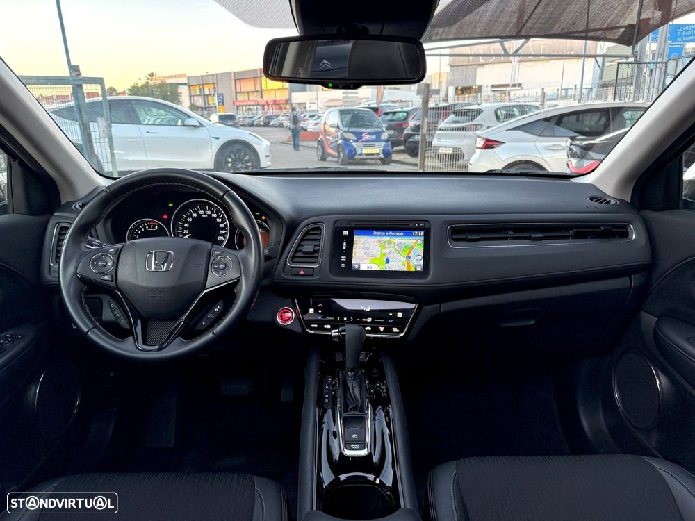 Honda HR-V 1.5 i-VTEC Executive CVT - 18