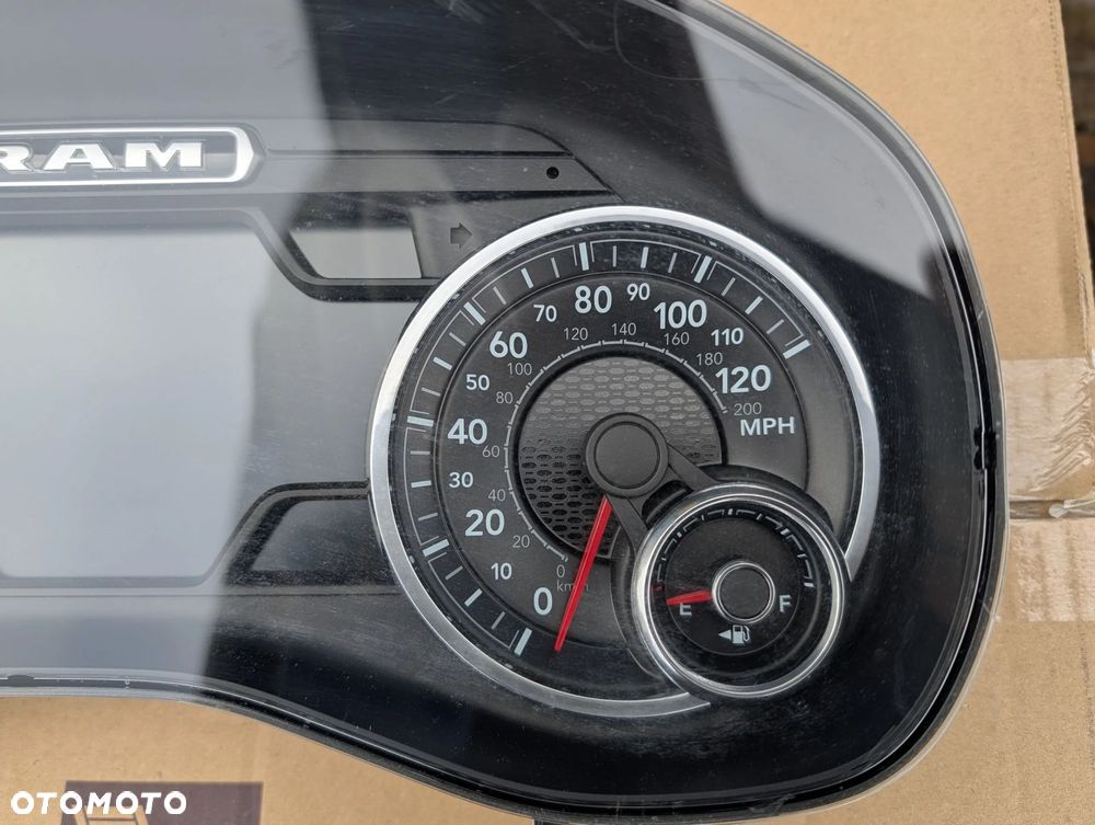 LICZNIK ZEGARY DODGE RAM 68294051AI - 4