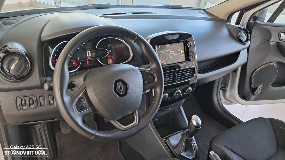 Renault Clio 1.5 dCi Limited EDition - 9