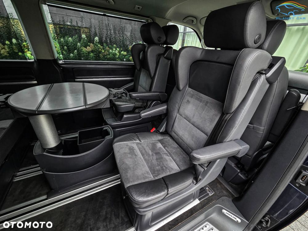 Volkswagen Multivan - 19