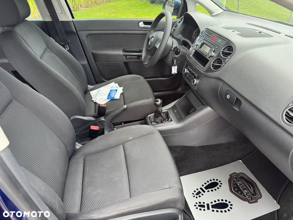 Volkswagen Golf Plus - 15