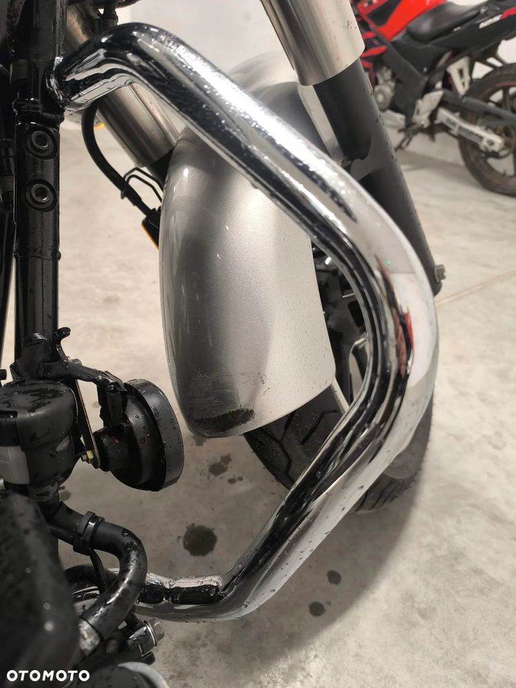 Yamaha XVS - 7